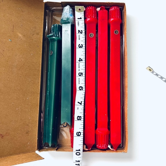 Vintage Partylite Taper Candles Red Green Unscented 10 Inch Retro Decor - Picture 6 of 6